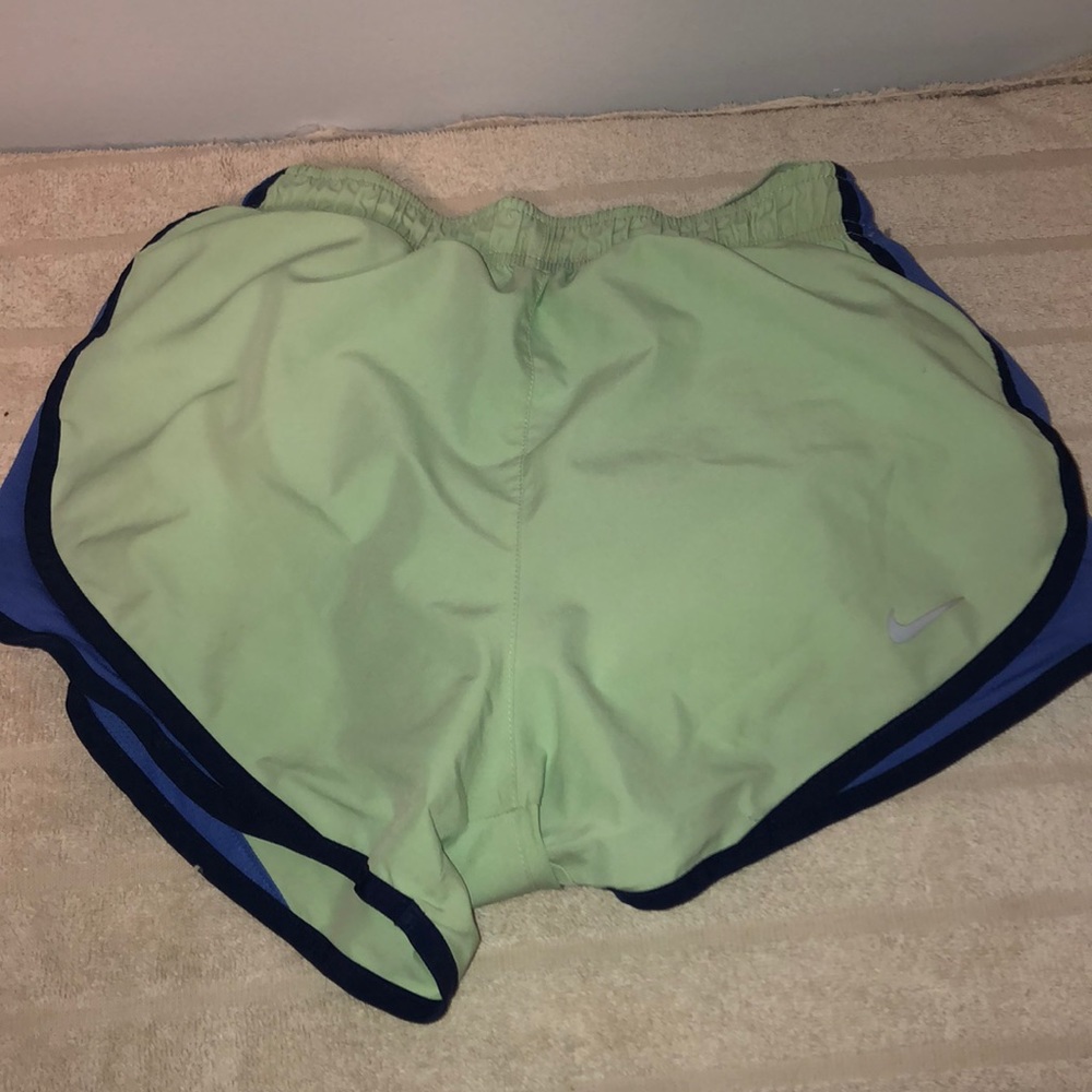 Nike Woman’s Shorts XS